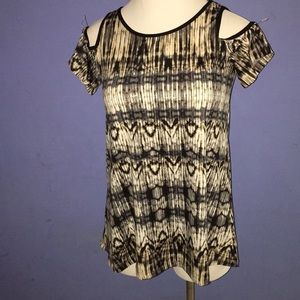 Black and white cold shoulder top